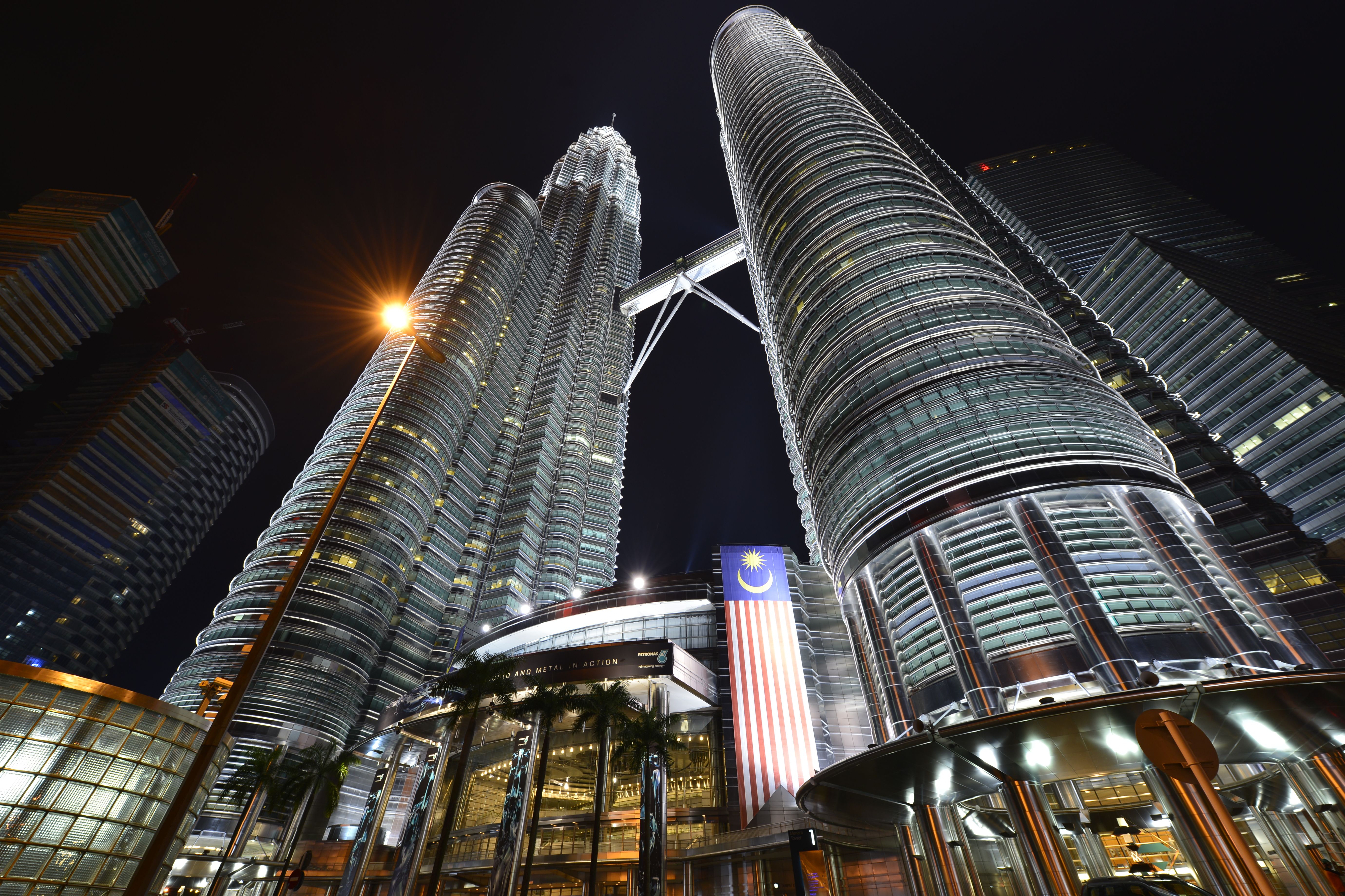 Malaysia: A Vibrant Fusion of Cultures and Traditions